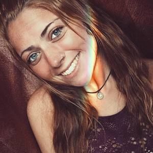 Meet your Posher, Jillian